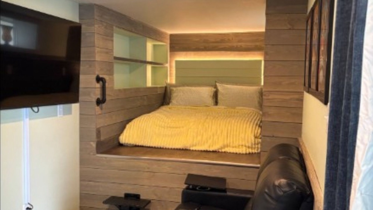 Photo of Bedroom in Bourne