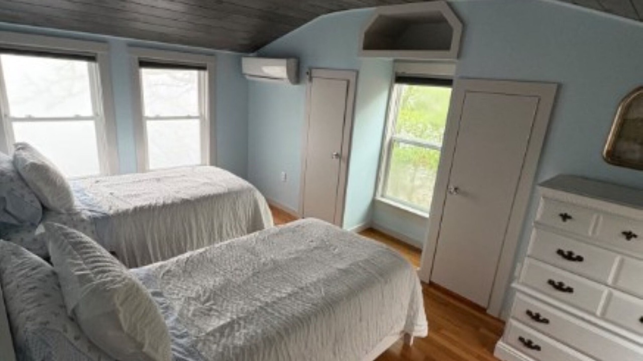 Photo of Bedroom in Bourne