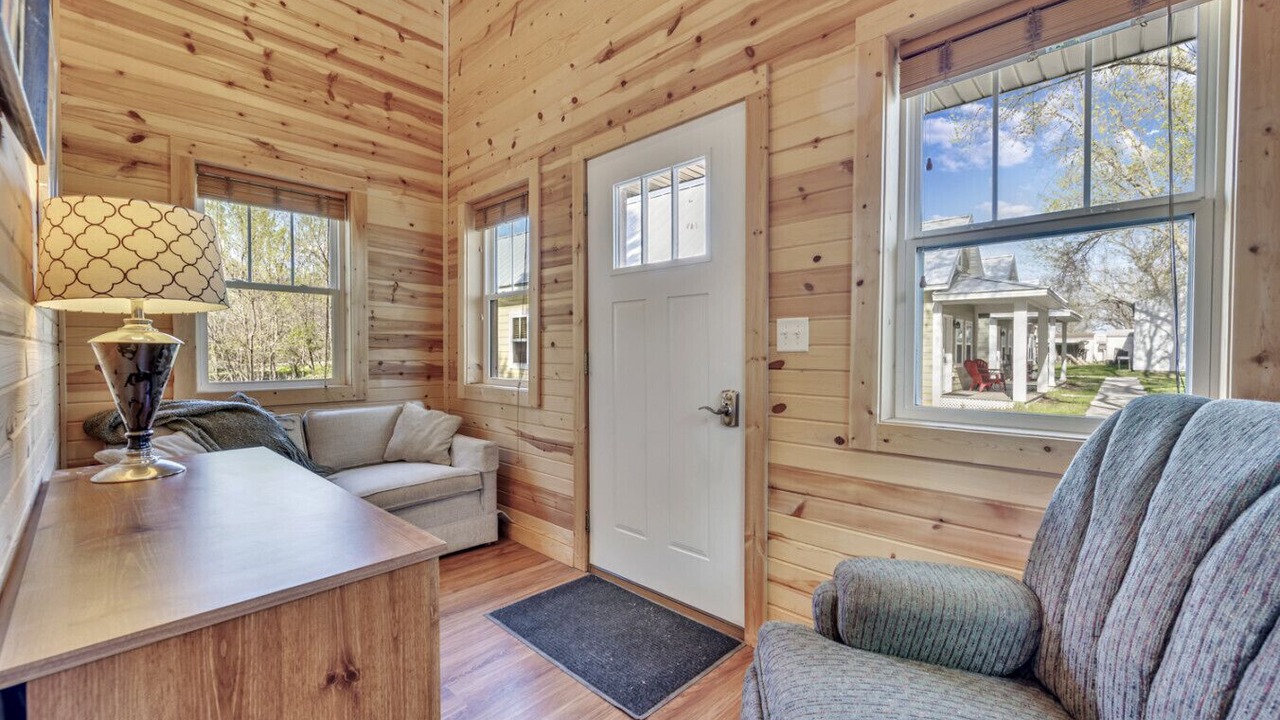 Photo of Livingroom in Okoboji