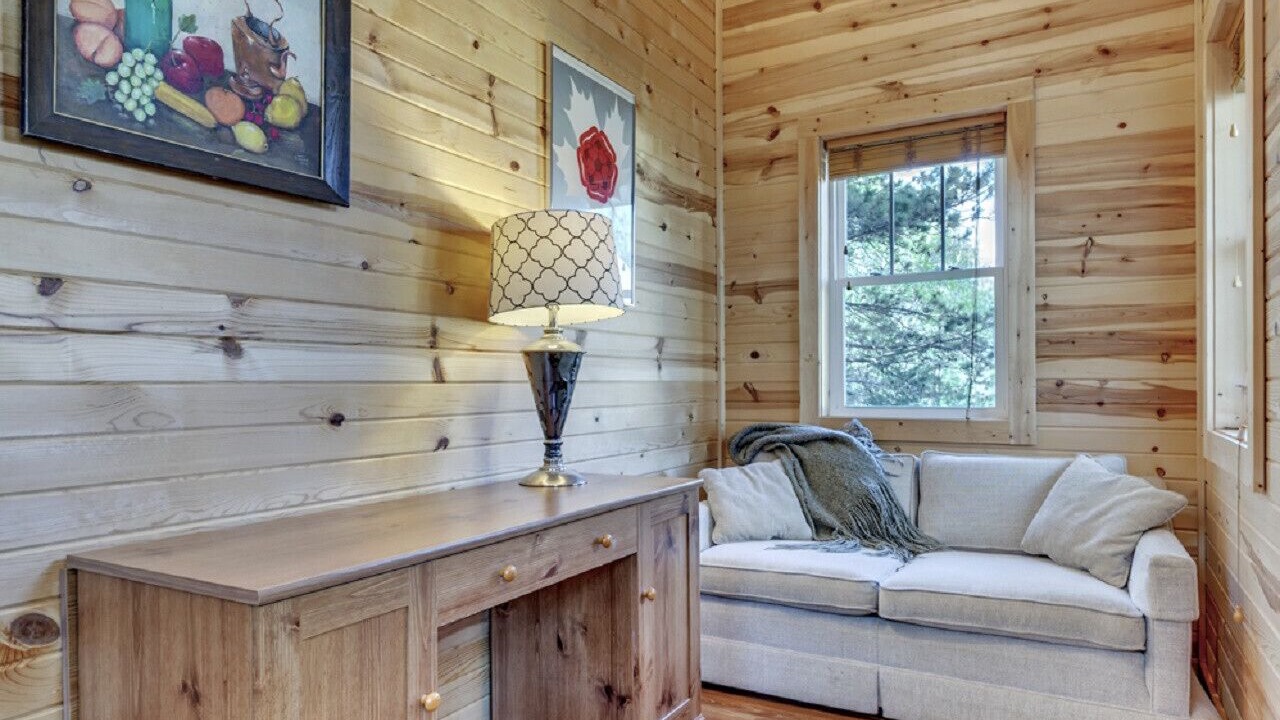 Photo of Livingroom in Okoboji
