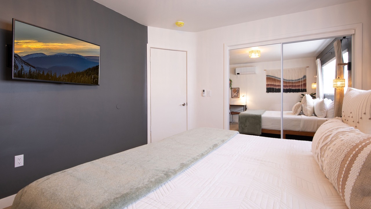 Photo of Bedroom in Hawthorne