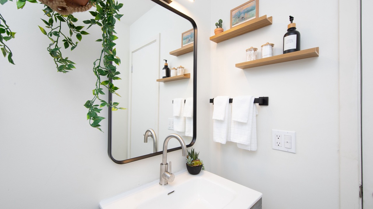 Photo of Bathroom in Hawthorne