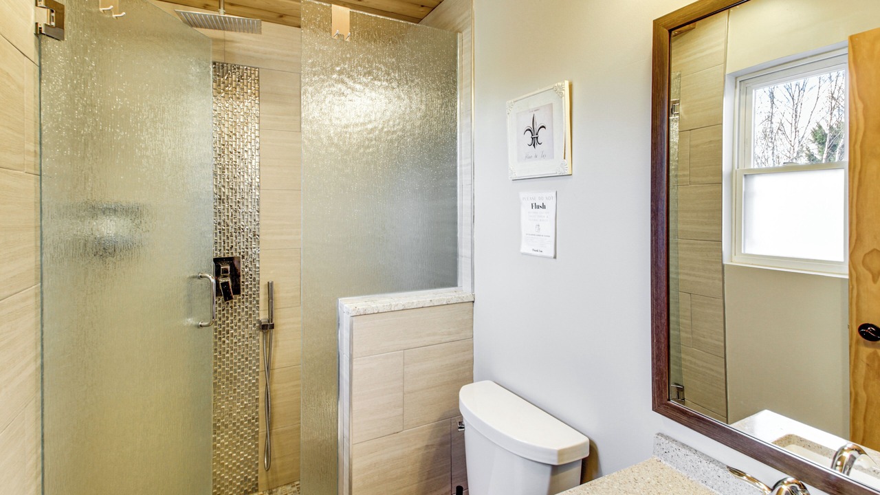 Photo of Bathroom in Brook Park