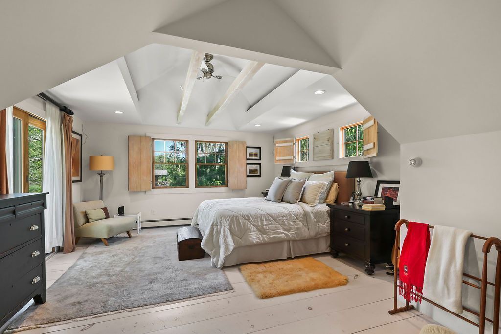 Photo of Bedroom in Cataumet