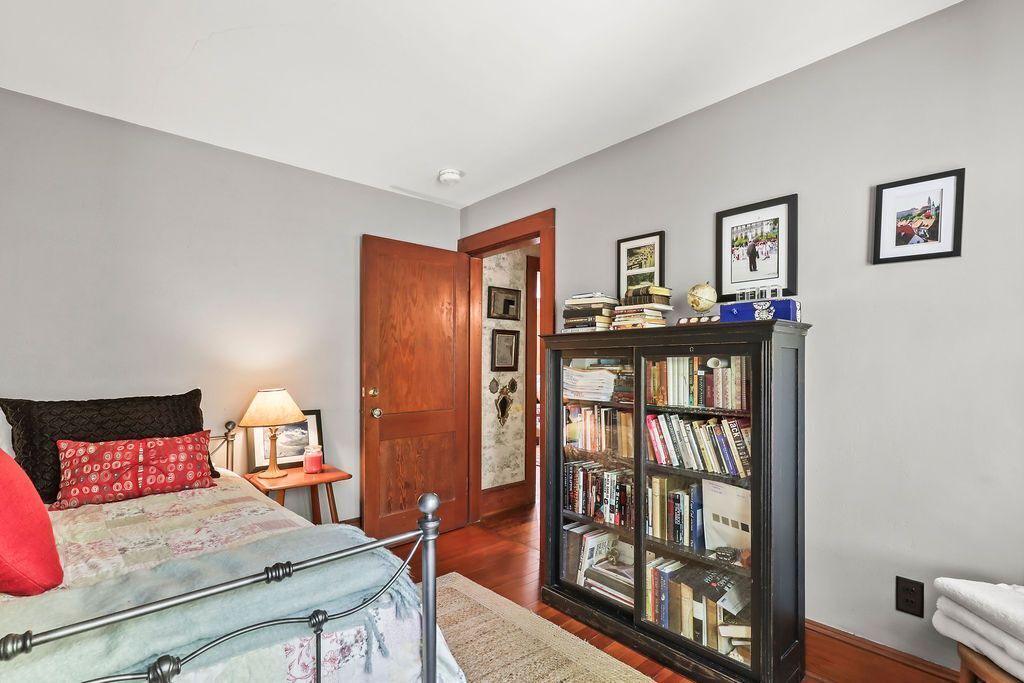Photo of Bedroom in Cataumet