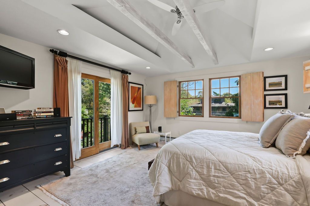 Photo of Bedroom in Cataumet