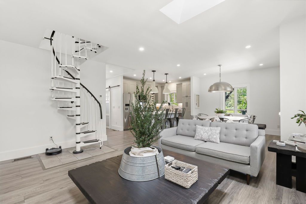 Photo of Livingroom in Cataumet