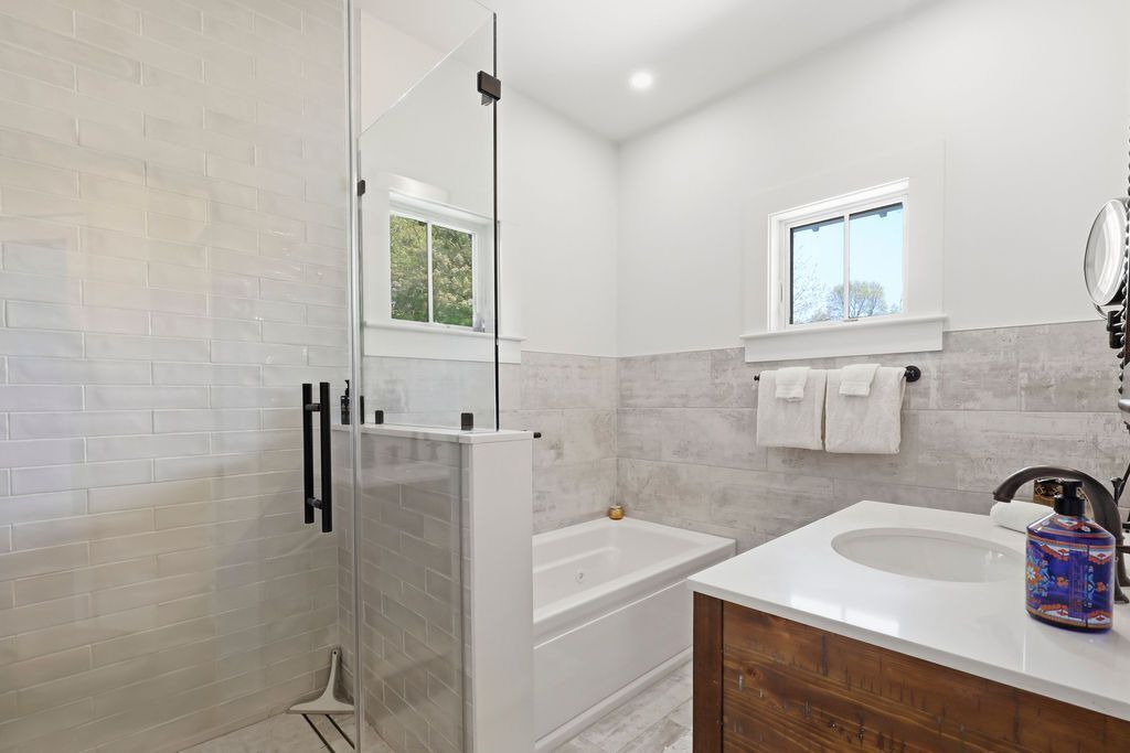 Photo of Bathroom in Cataumet