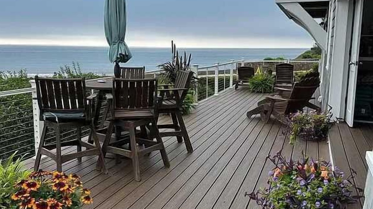 Photo of Outdoor in Top of the Hill