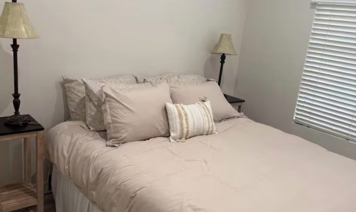 Photo of Bedroom in Thousand Oaks