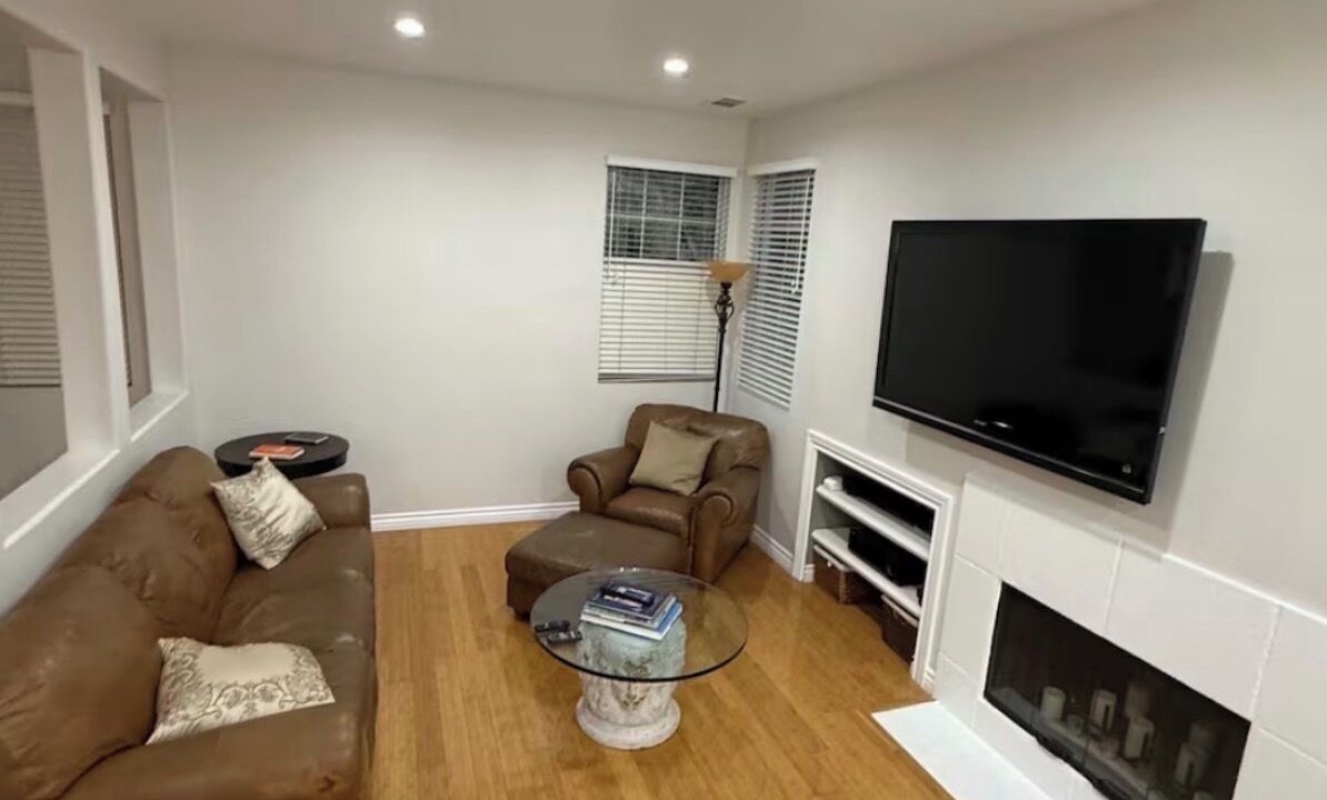 Photo of Livingroom in Thousand Oaks