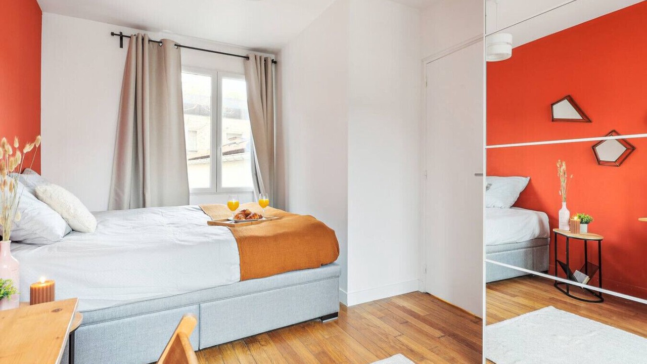 Photo of Bedroom in Les Puces de Saint-Ouen