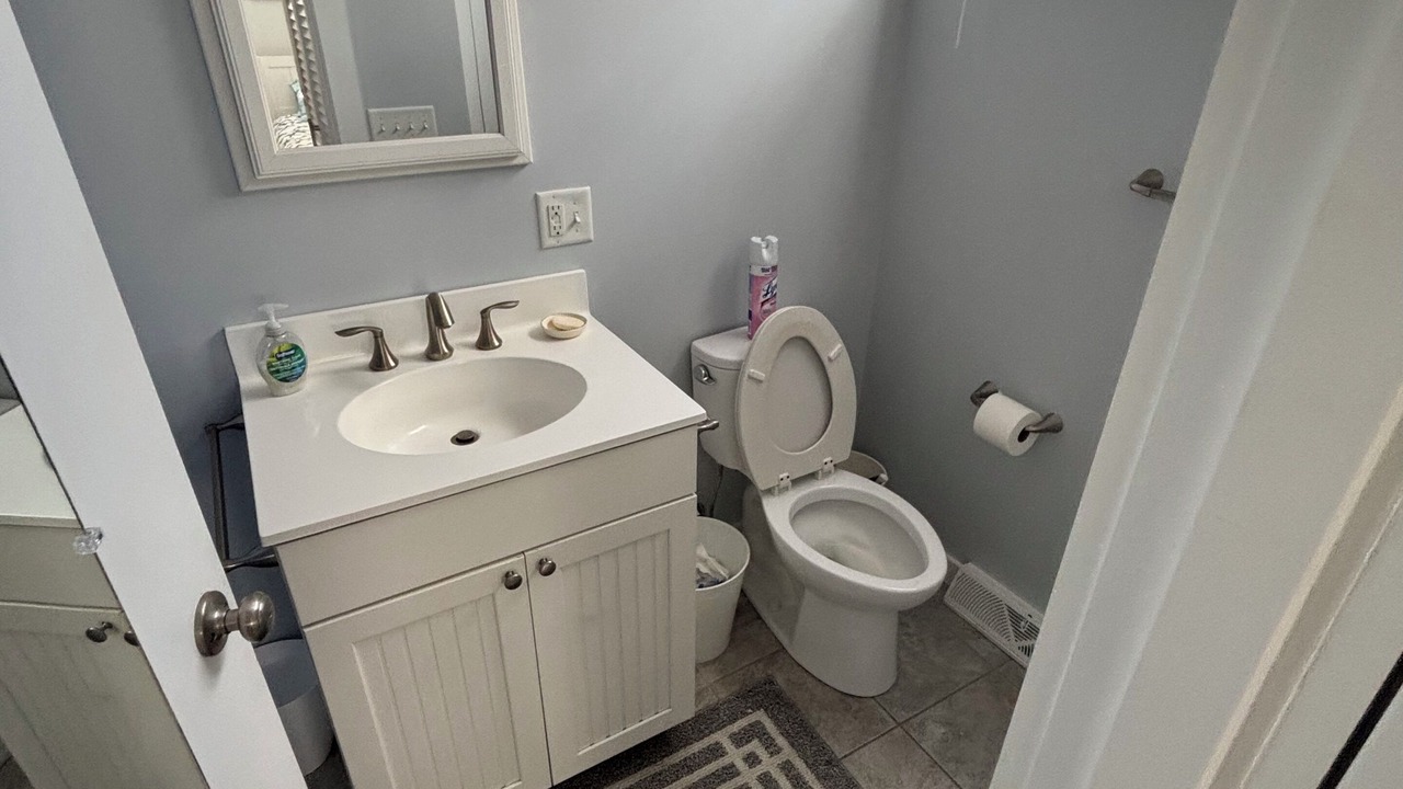 Photo of Bathroom in Bonnet Shores