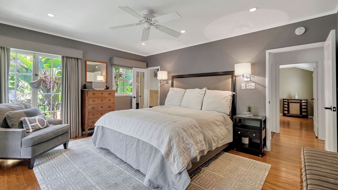 Photo of Bedroom in Hollywood