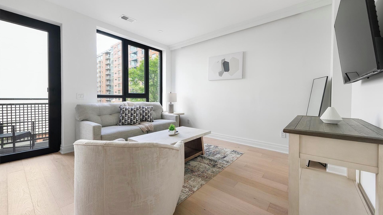 Photo of Livingroom in Mount Vernon Square