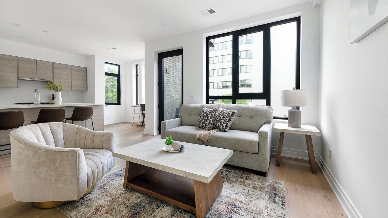 Photo of Livingroom in Mount Vernon Square