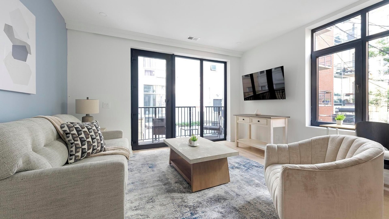 Photo of Livingroom in Mount Vernon Square