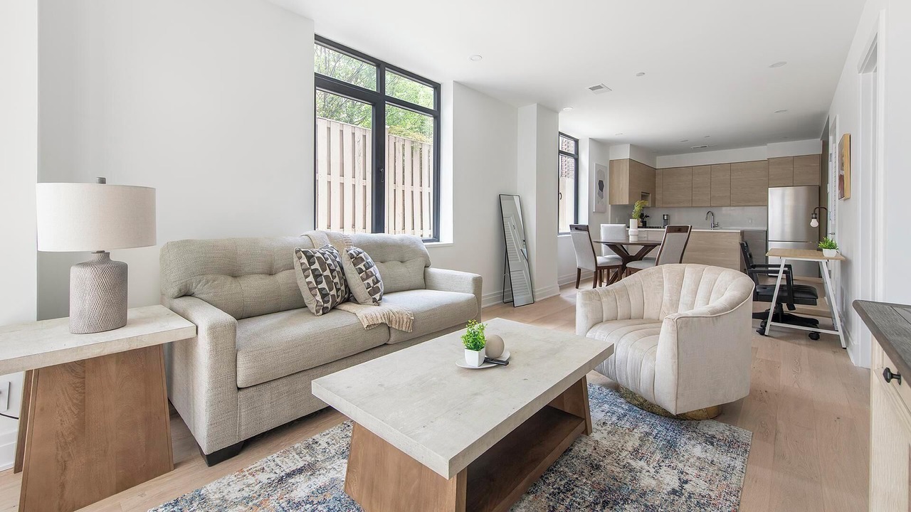 Photo of Livingroom in Mount Vernon Square