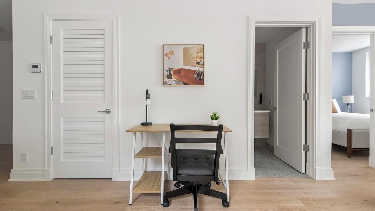 Photo of Bedroom in Mount Vernon Square