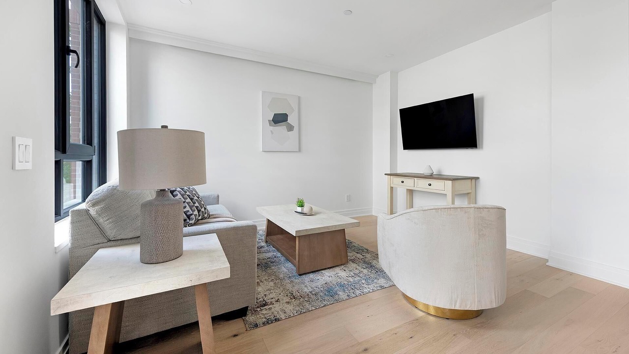 Photo of Livingroom in Mount Vernon Square