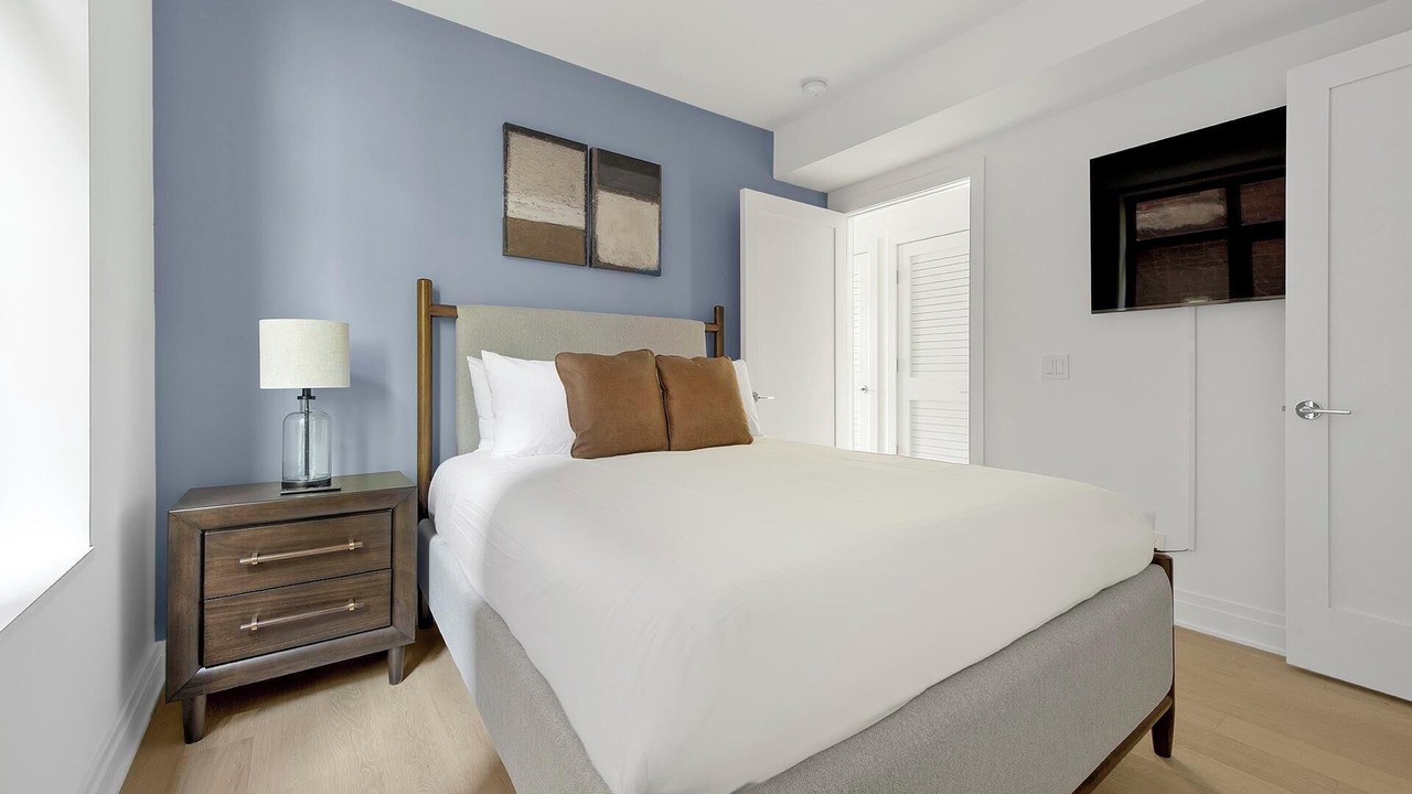 Photo of Bedroom in Mount Vernon Square