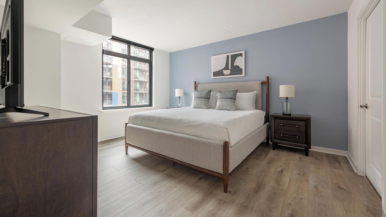 Photo of Bedroom in Navy Yard