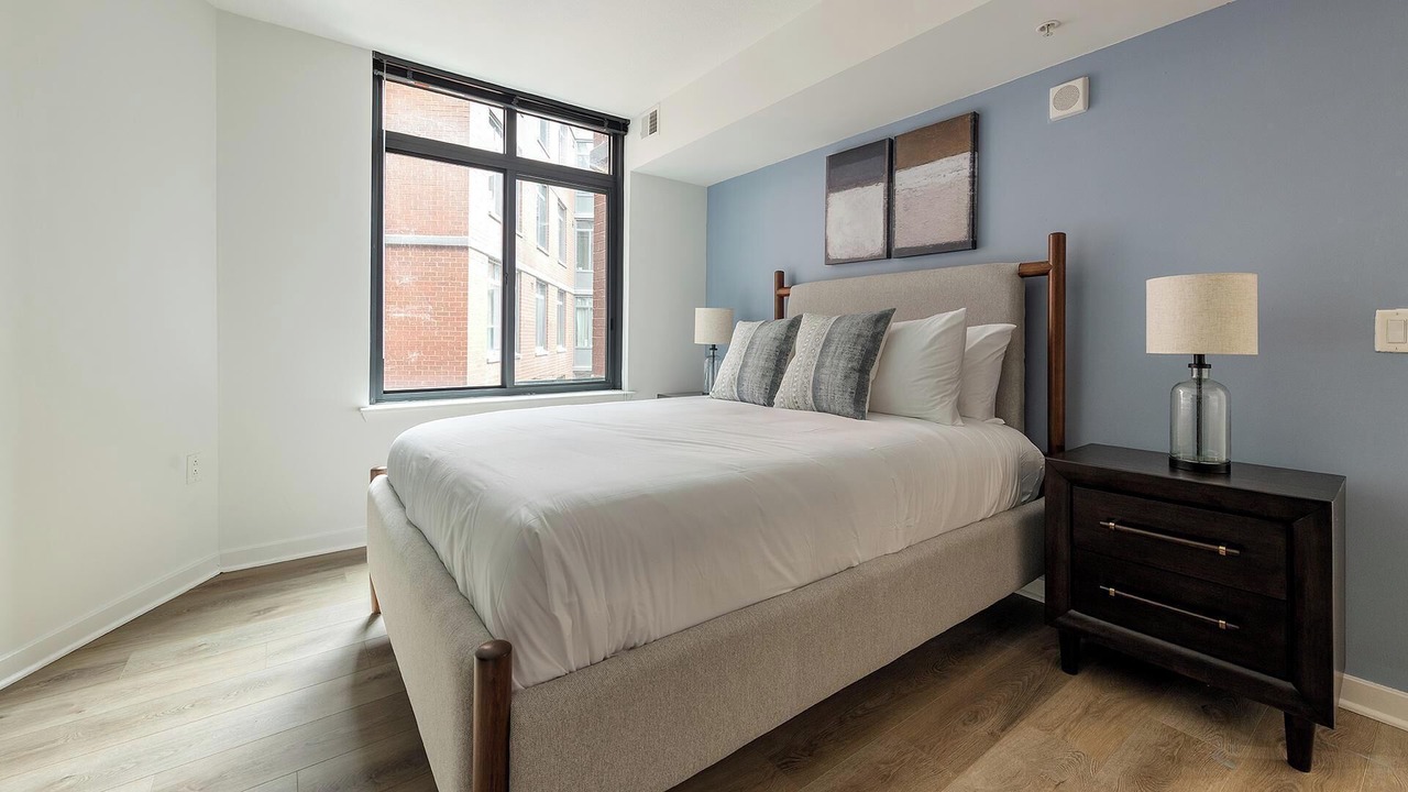 Photo of Bedroom in Navy Yard