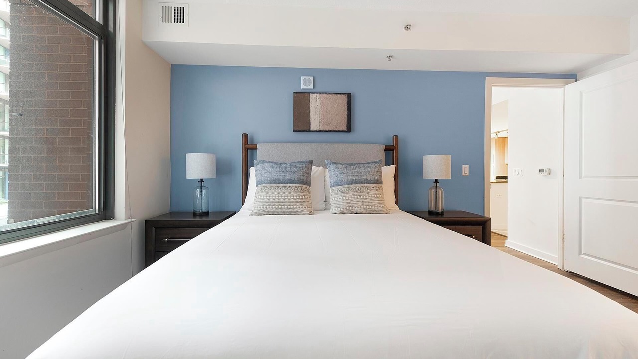 Photo of Bedroom in Navy Yard