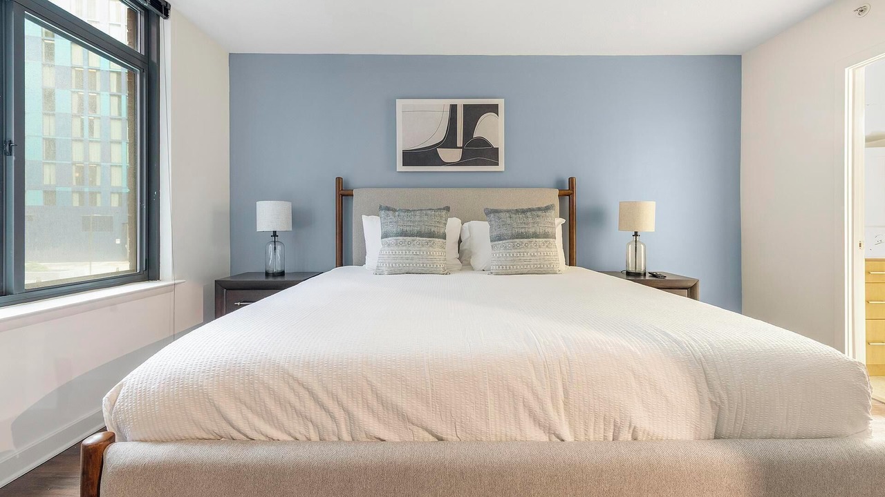 Photo of Bedroom in Navy Yard