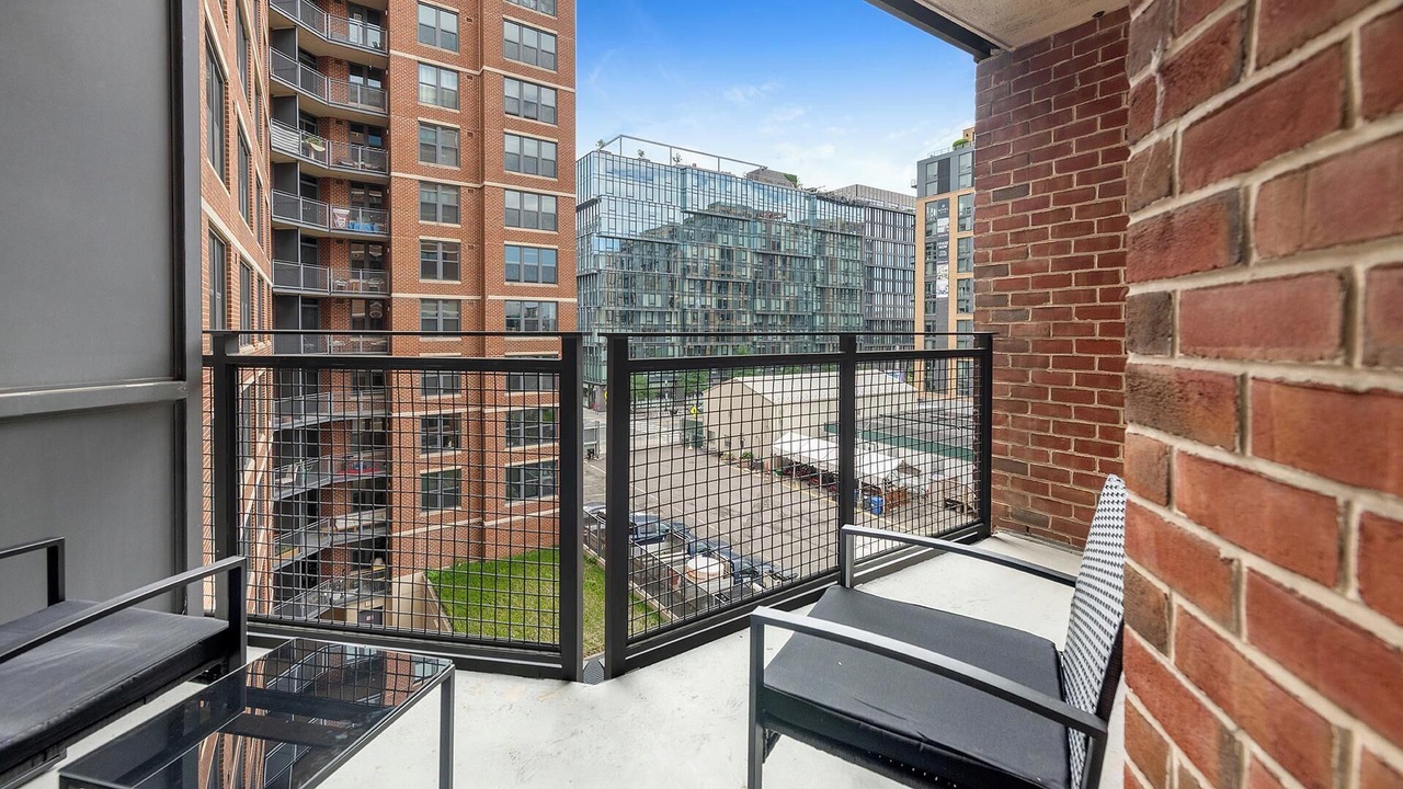 Photo of Patio Balcony in Navy Yard