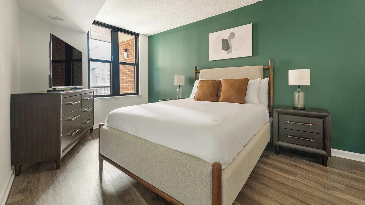 Photo of Bedroom in Navy Yard