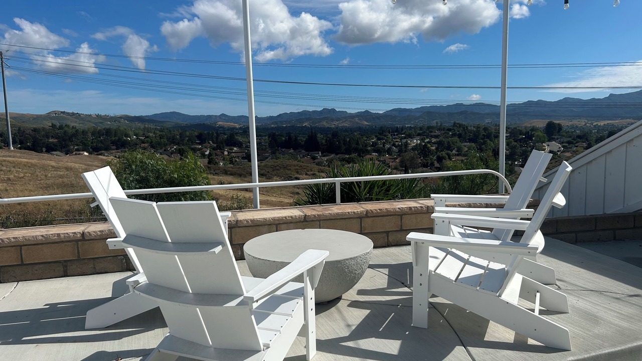Photo of Patio Balcony in Thousand Oaks