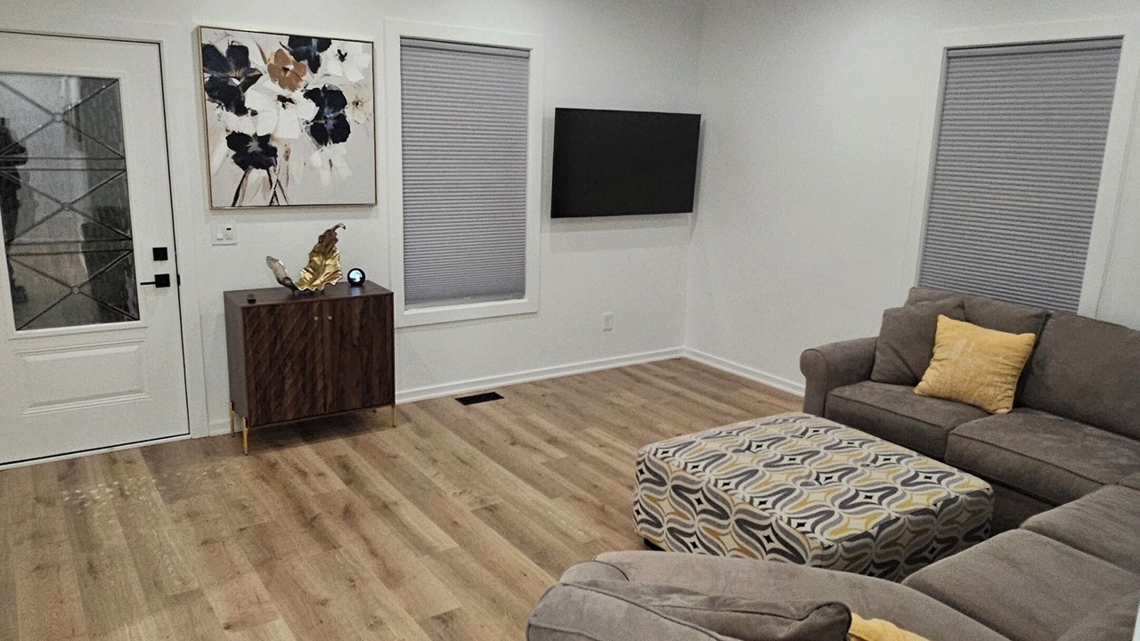 Photo of Livingroom in Ames