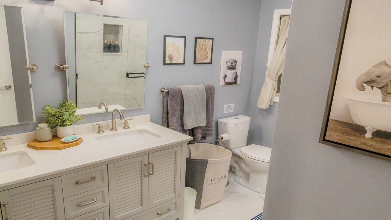 Photo of Bathroom in Mountainside