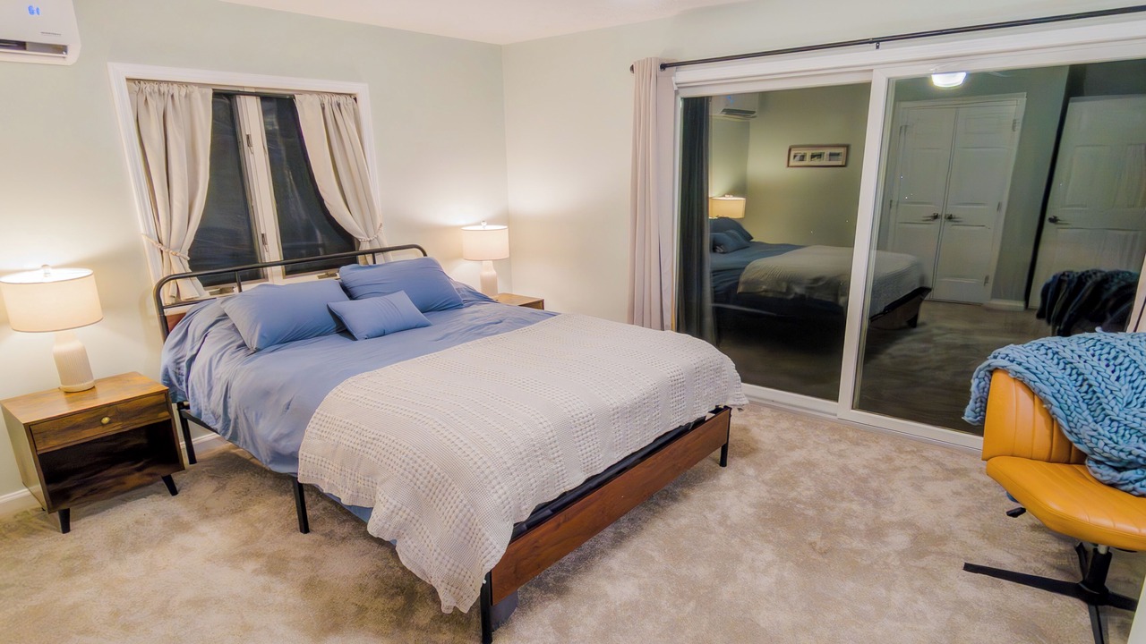 Photo of Bedroom in Mountainside