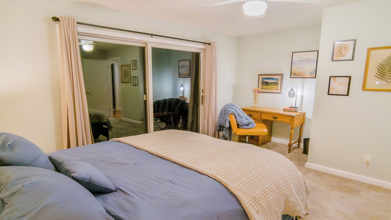 Photo of Bedroom in Mountainside