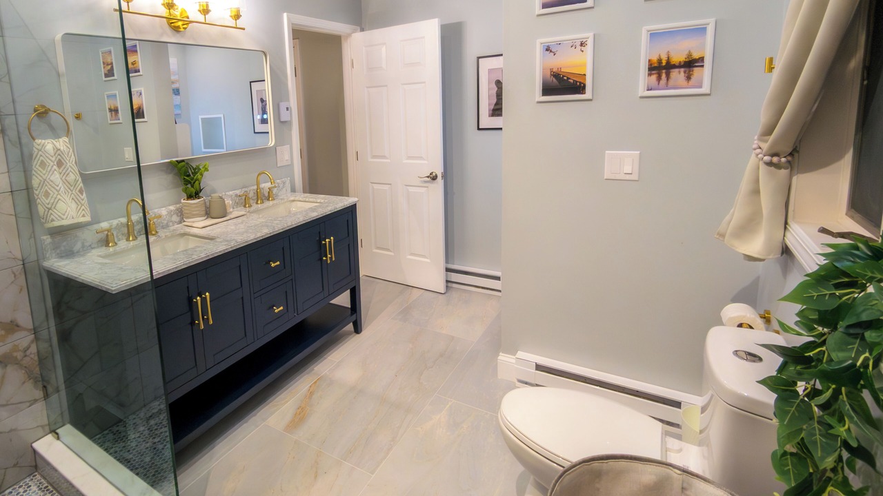 Photo of Bathroom in Mountainside