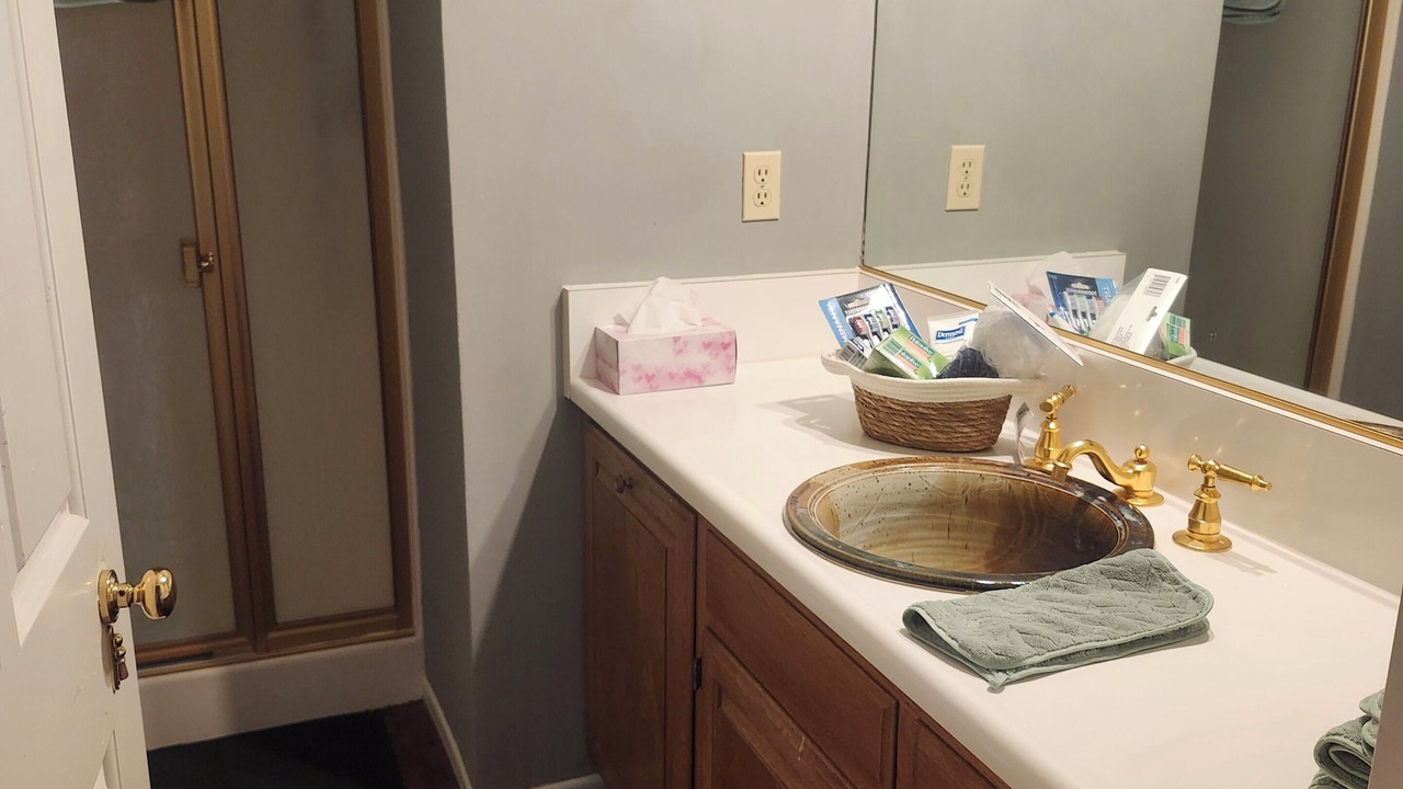 Photo of Bathroom in Bakersfield