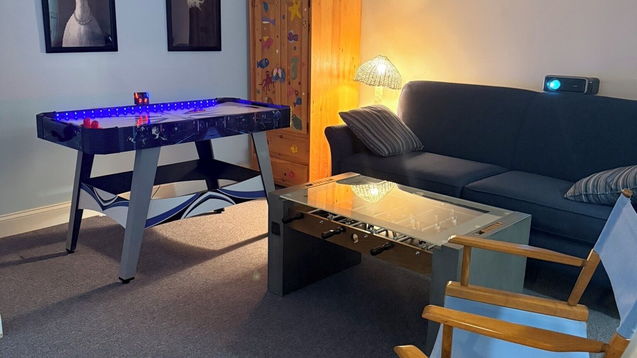 Photo of Livingroom in East Falmouth