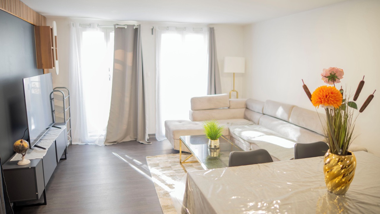 Photo of Livingroom in Saint-Germain-en-Laye