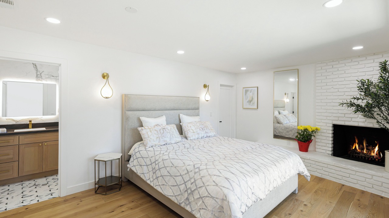Photo of Bedroom in Midway City