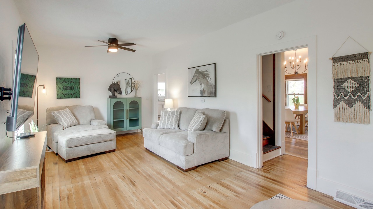Photo of Livingroom in Colfax
