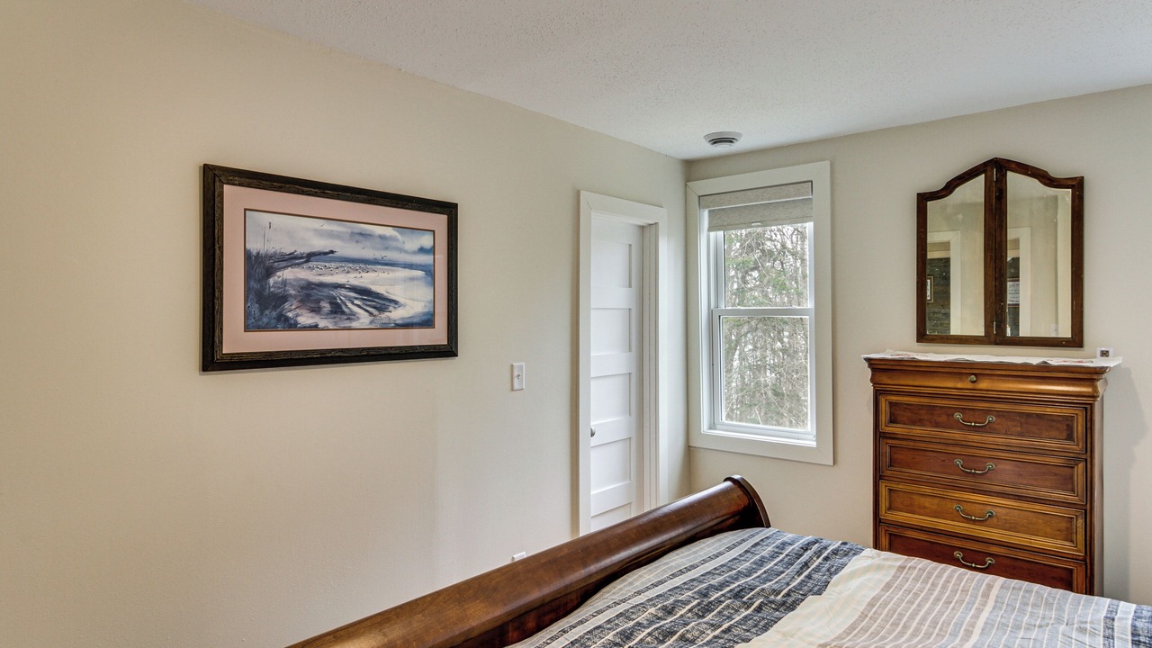 Photo of Bedroom in Akeley