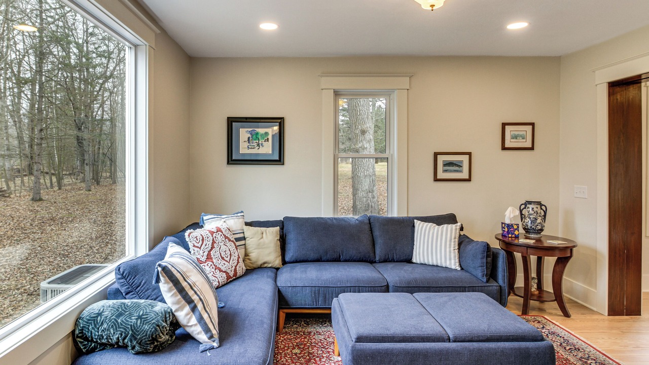 Photo of Livingroom in Akeley