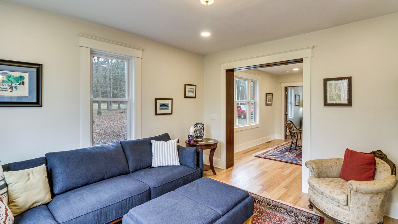 Photo of Bedroom in Akeley