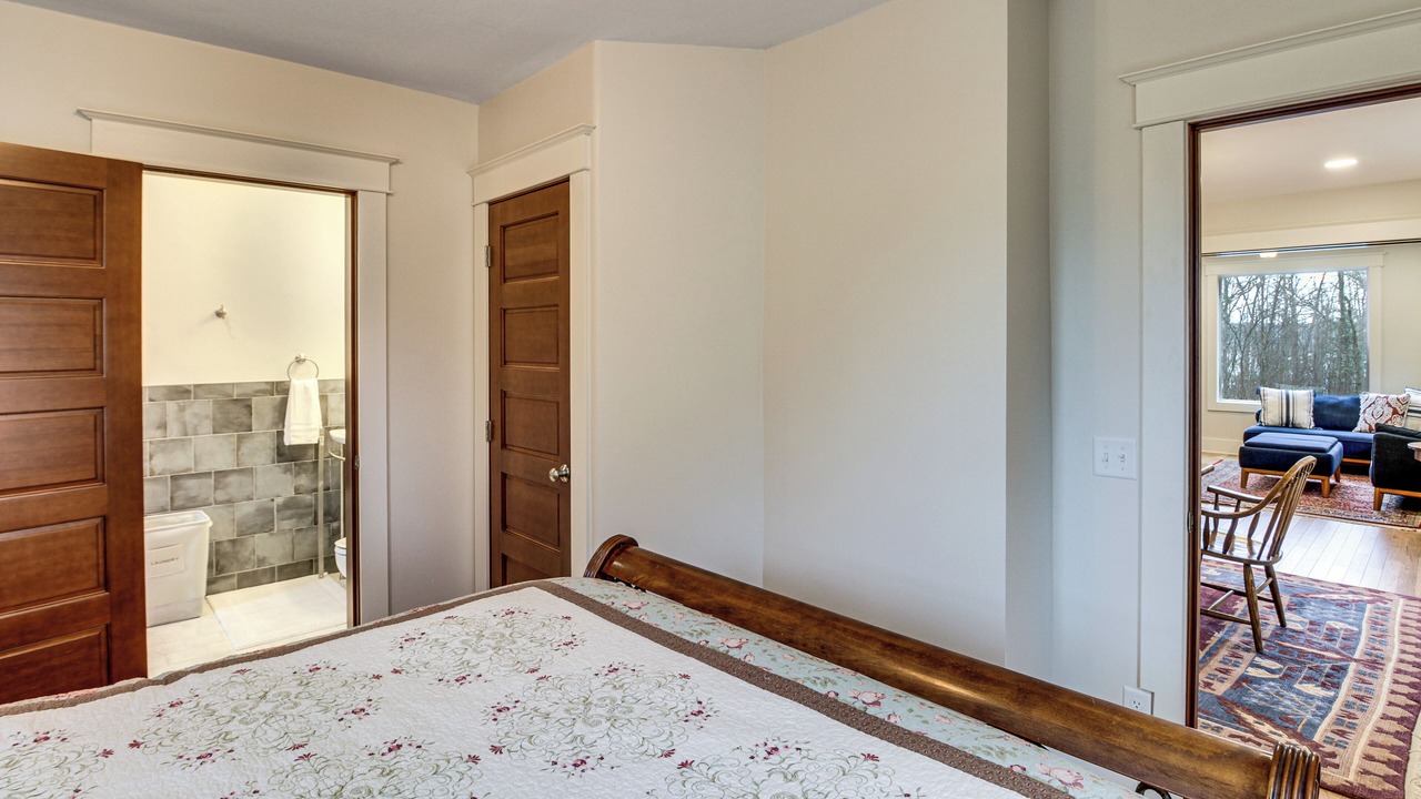 Photo of Bedroom in Akeley