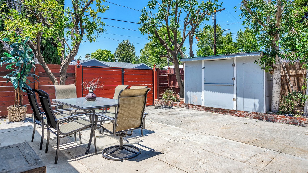 Photo of Outdoor in Van Nuys