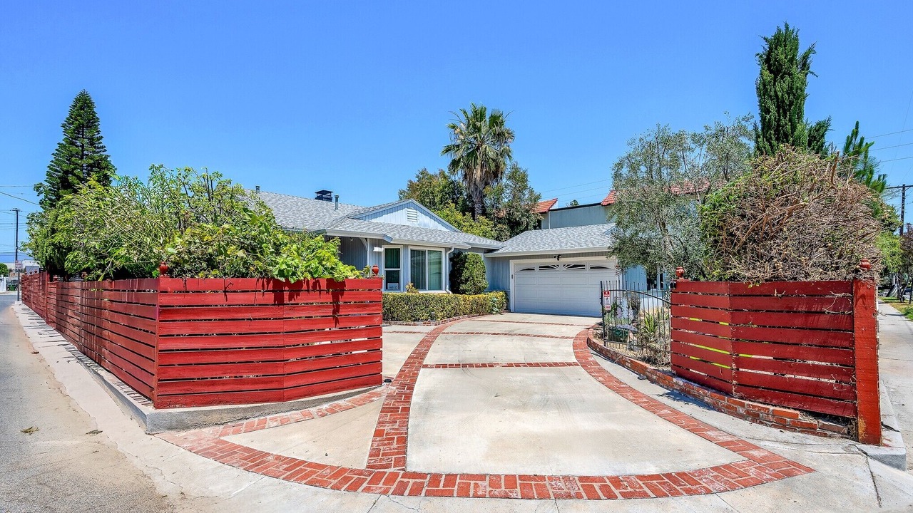 Photo of Outdoor in Van Nuys