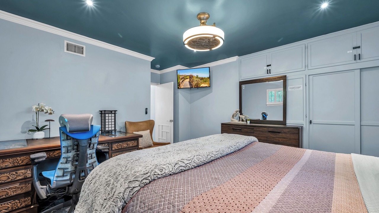 Photo of Bedroom in Van Nuys