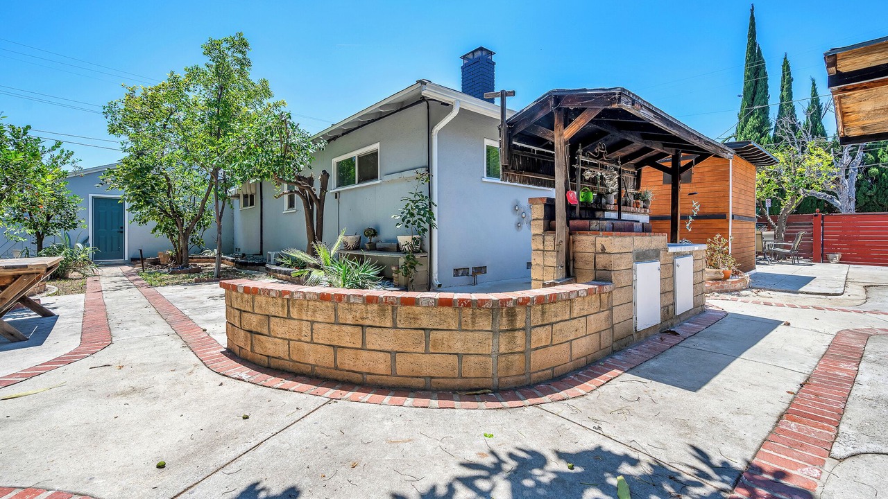 Photo of Patio Balcony in Van Nuys